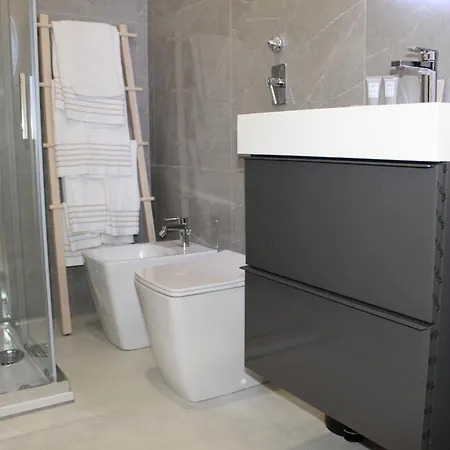 Botteghelle Dwelling - Centro Storico Apartment