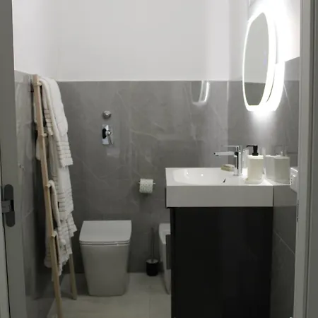 Botteghelle Dwelling - Centro Storico Apartment *
